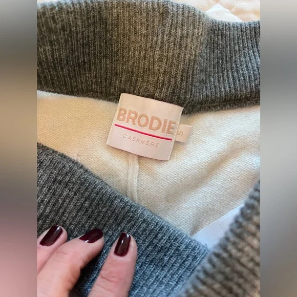 BRODIE 100% cashmere suit - Picture 3 of 7